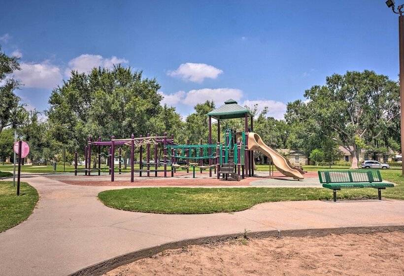 Stylish Home   Walk To Texas Tech University!