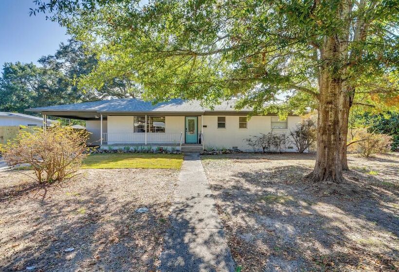 Stylish Pensacola Retreat W/ Patio & Grill!