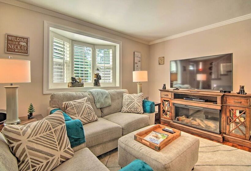 Sun Lit Lake Geneva Sanctuary W/ Bbq Patio!