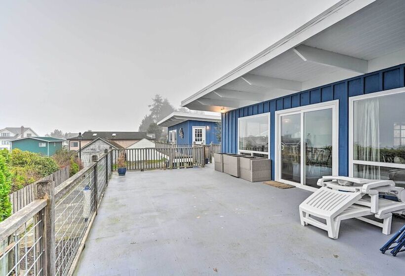 Sun Soaked Sandy Point Haven W/ Beach Access!