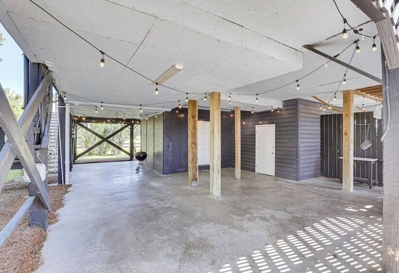 Sunny Edisto Island Duplex   Half Mile To Beach!