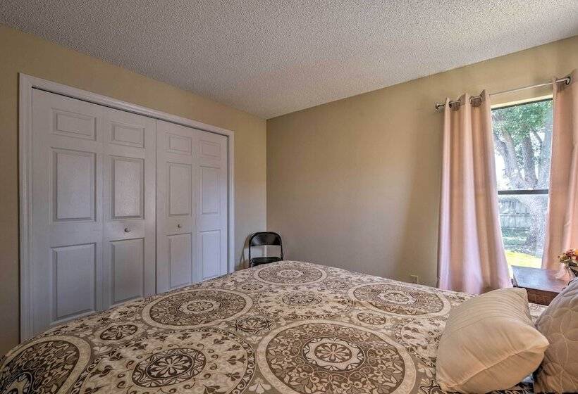 Day Trip To Disney: Deltona Escape W/ Patio