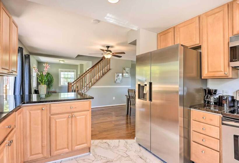 Sunny Glen Burnie Home   On Site Water Access