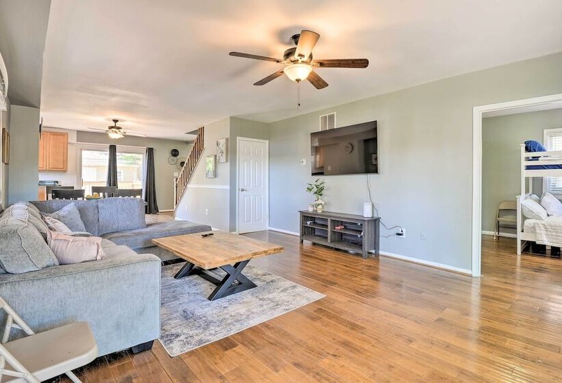 Sunny Glen Burnie Home   On Site Water Access