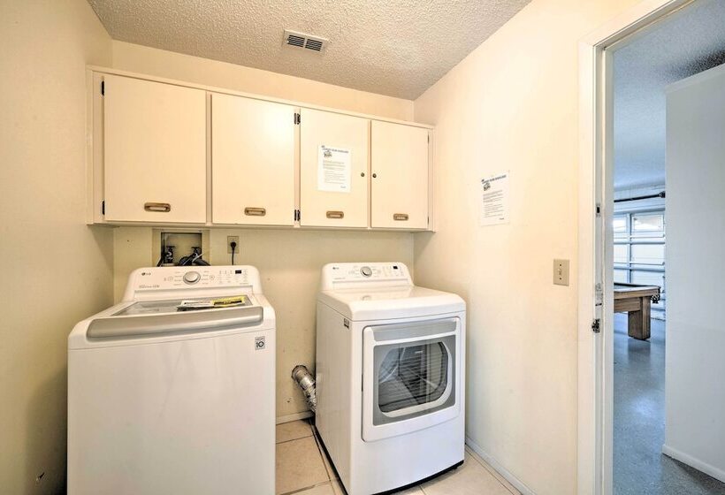 ~ 5 Mi To Theme Parks: Kissimmee Home W/ Pool