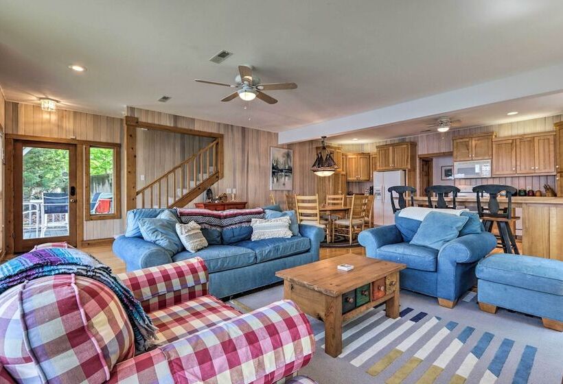 Sunny  Providence Cottage  Retreat W/ Dock, Kayaks