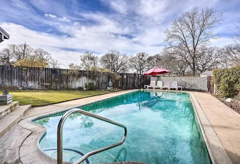1 Mi To Main Street Sutter Creek: Poolside Oasis!