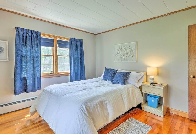 Tasteful Country Home On 5 Acres ~ 3 Mi To Lake!