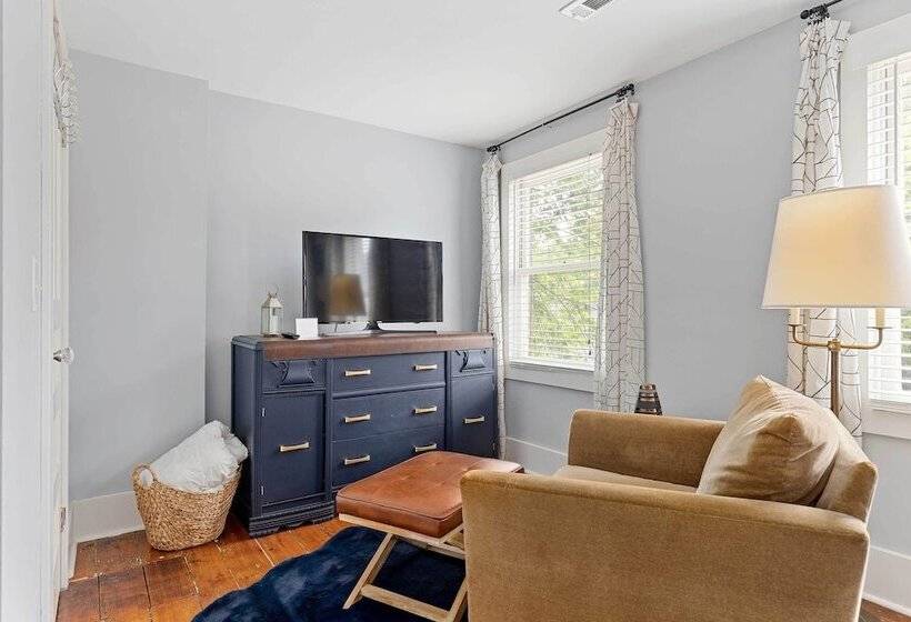 The Fiveten Federal Downtown Galena Gem!