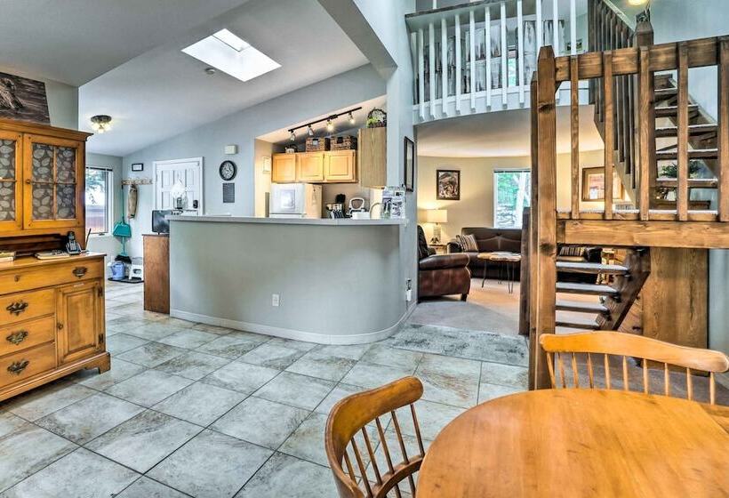 Cabin On Clear Creek: A Hobbits Retreat!