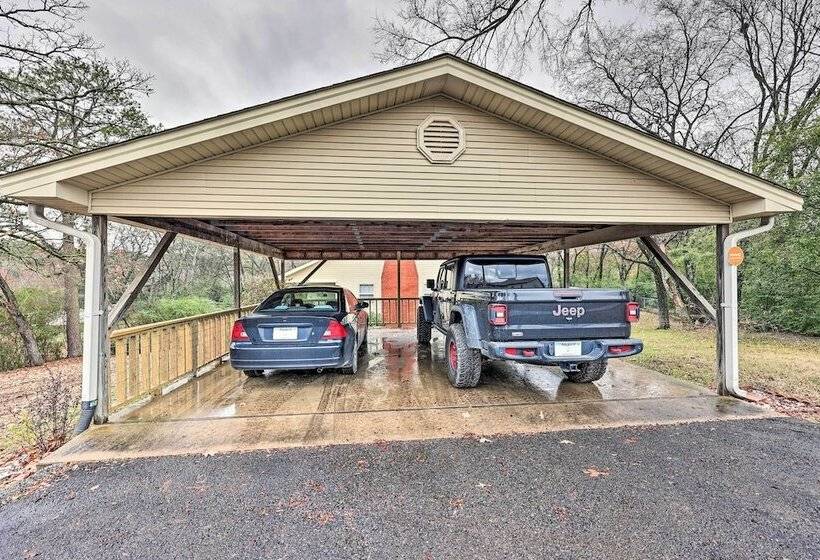 Tranquil Retreat W/ Dock On Lake Hamilton!