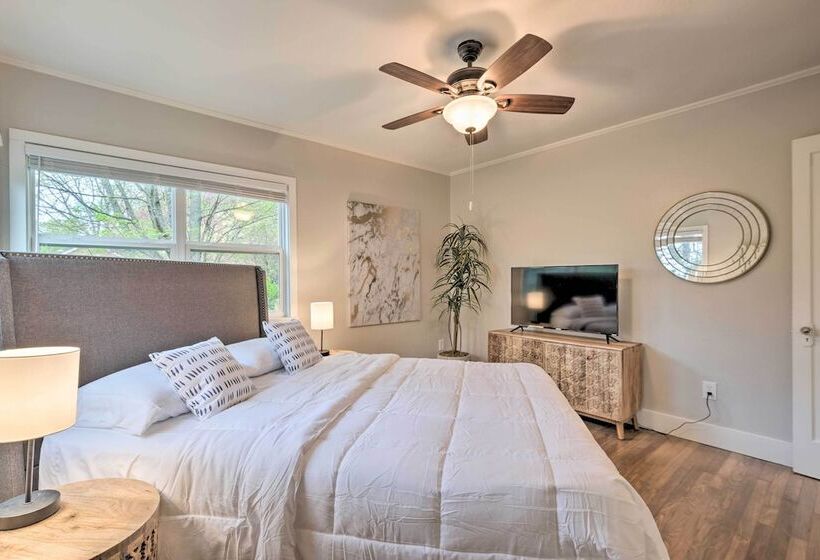 Updated Fayetteville Home < 2 Miles To Uark!