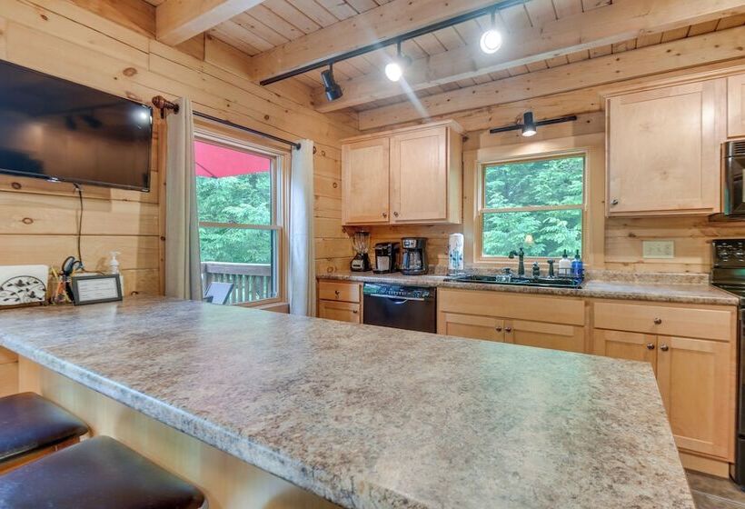 Updated Log Cabin Near Story Land & Diana S Baths!