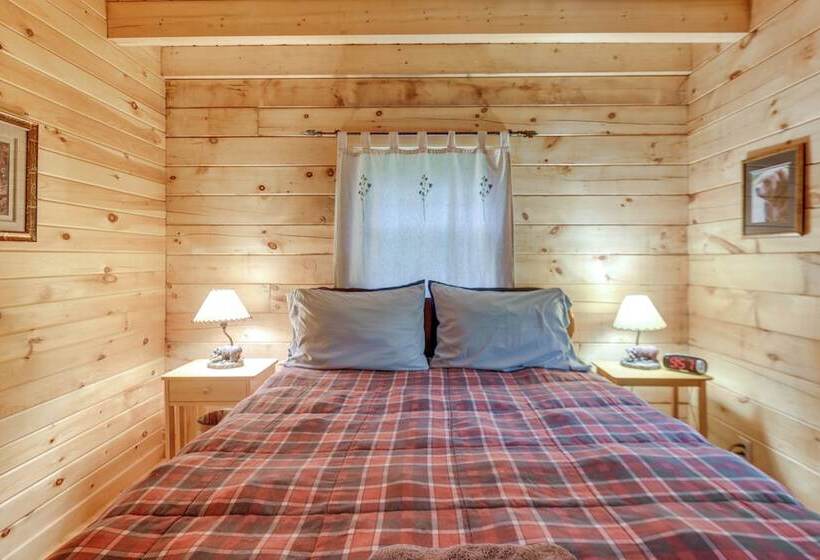 Updated Log Cabin Near Story Land & Diana S Baths!