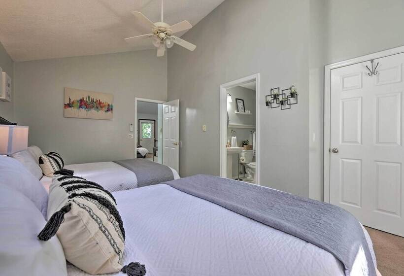 Tobyhanna Home W/ Hot Tub, Fire Pit, Deck + Grill!