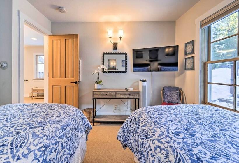 Warm Truckee Cabin On Northstar Shuttle Route