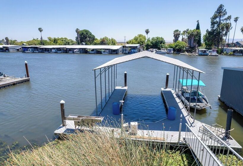 Waterfront Bethel Island Home W/ Dock & Slip