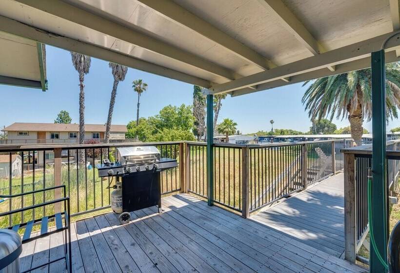 Waterfront Bethel Island Home W/ Dock & Slip