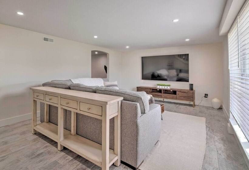 Waterfront Crystal River Home W/ Boat Dock!