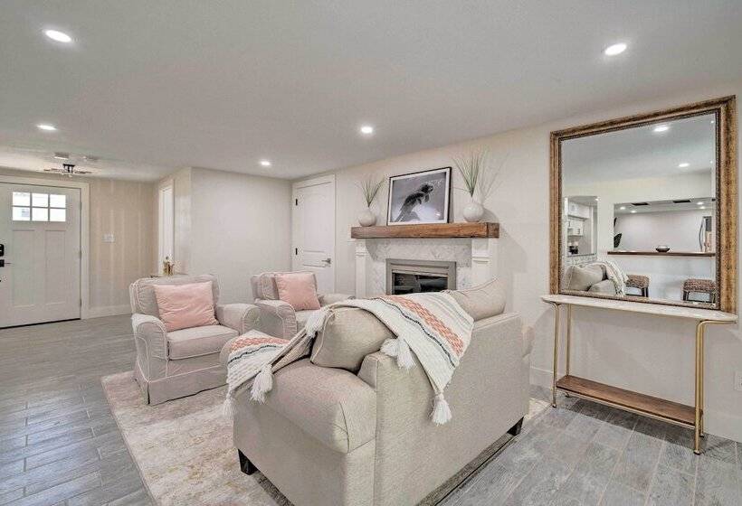 Waterfront Crystal River Home W/ Boat Dock!