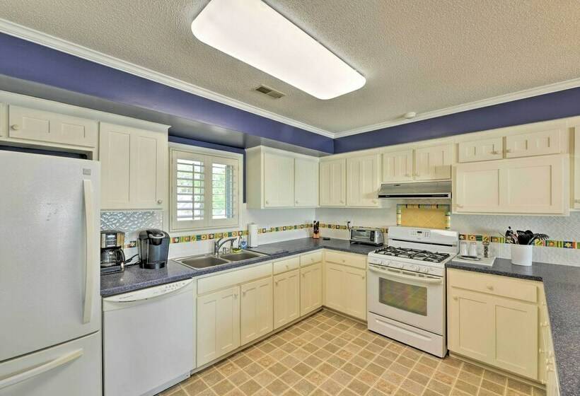 Waterfront Harkers Island Home: Sunset View & Dock