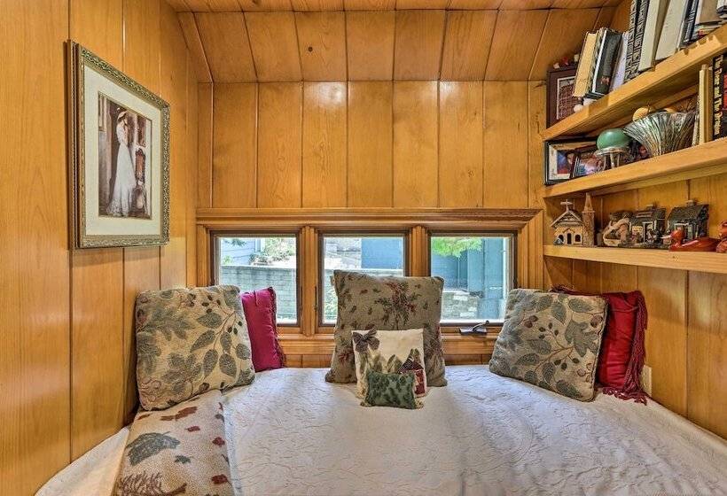 Waterfront Lake Arrowhead Home W/ View & Game Room