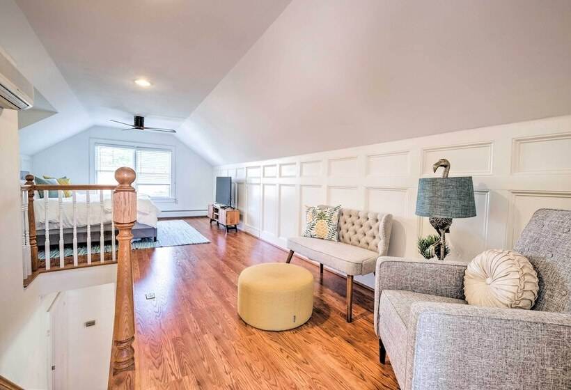 Waterfront North Beach Home ~ 2 Mi To Beach!