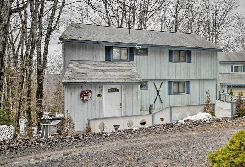 Near Hiking & Skiing: Home In Wilmington!