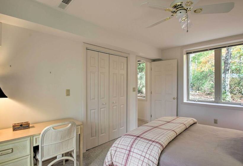 Wintergreen Resort Retreat: Ski, Hike, Golf!