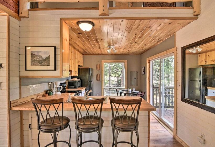 Woodsy Cabin Hideaway W/ Deck: Hike, Fish, Escape