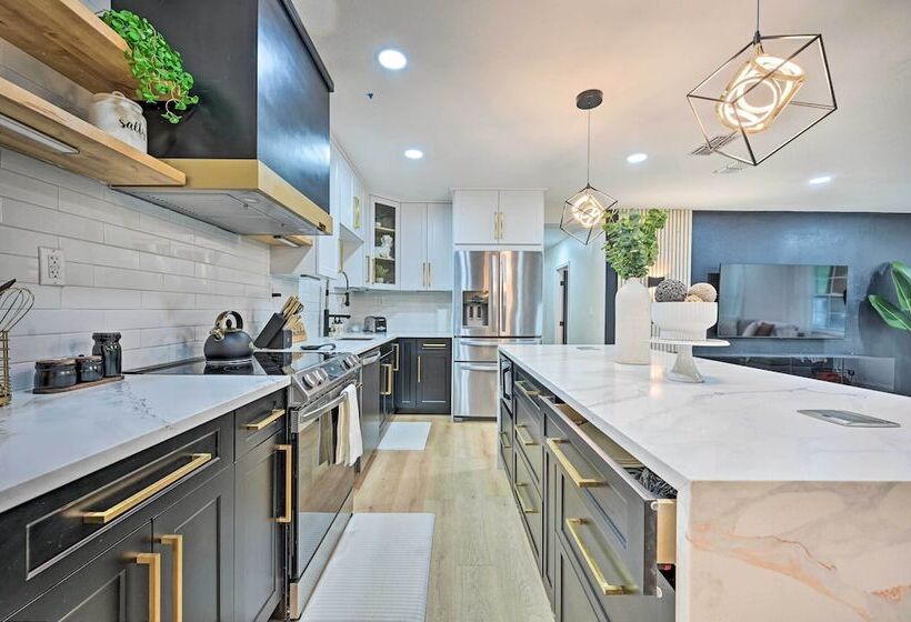 All Encompassing Retreat W/ Pool & Game Room!