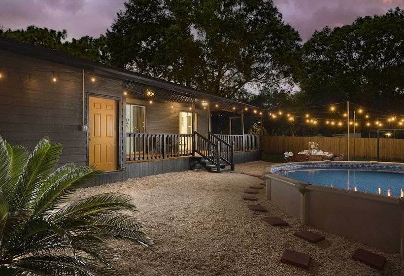 All Encompassing Retreat W/ Pool & Game Room!