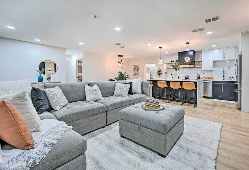 All Encompassing Retreat W/ Pool & Game Room!