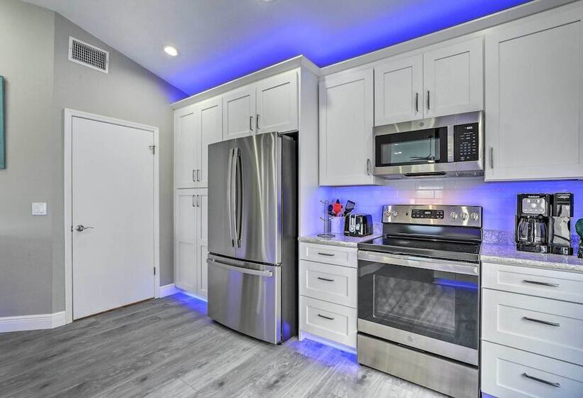 Apollo Beach Getaway With Dock & Pool!