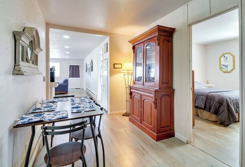 Bandon Home W/ Patio, Steps To South Jetty Park