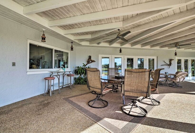 Bayfront Florida Retreat W/ Boat Lift & Fire Pit!