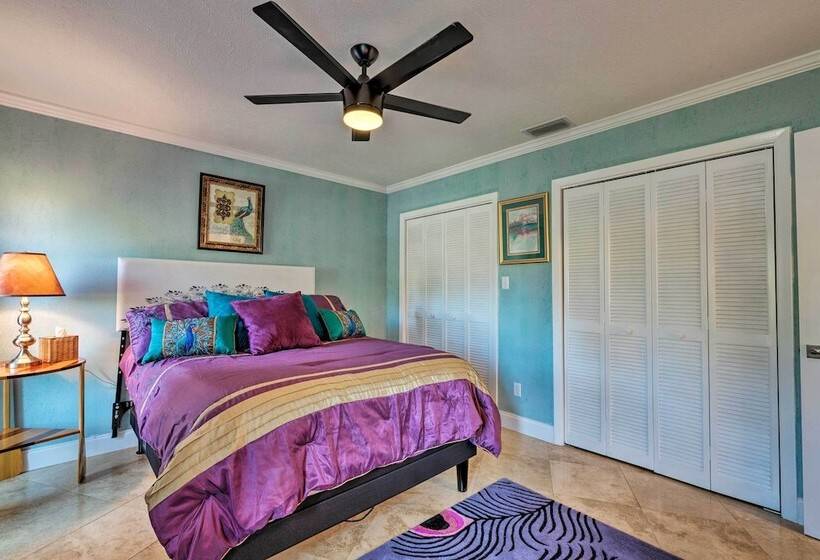 Bayfront Florida Retreat W/ Boat Lift & Fire Pit!