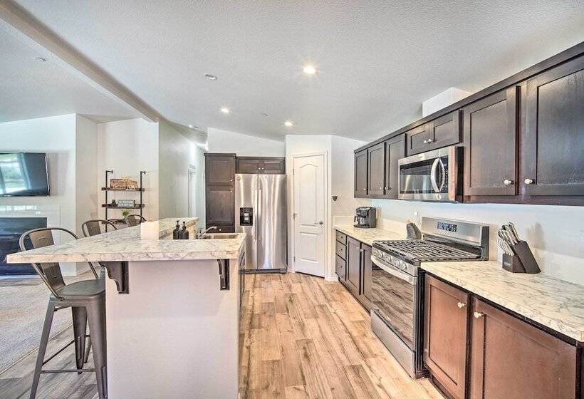 Beautiful Big Bear Home W/ Private Hot Tub!