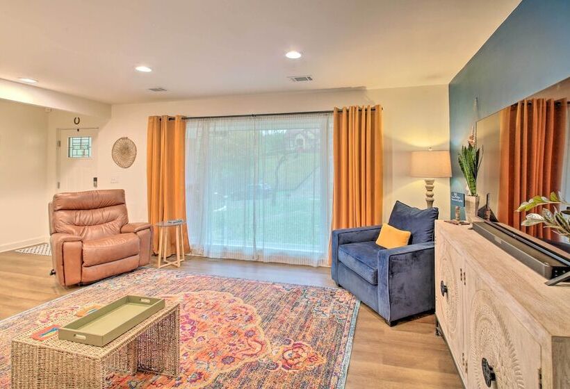 Beautiful Hot Springs Home: Central Location!