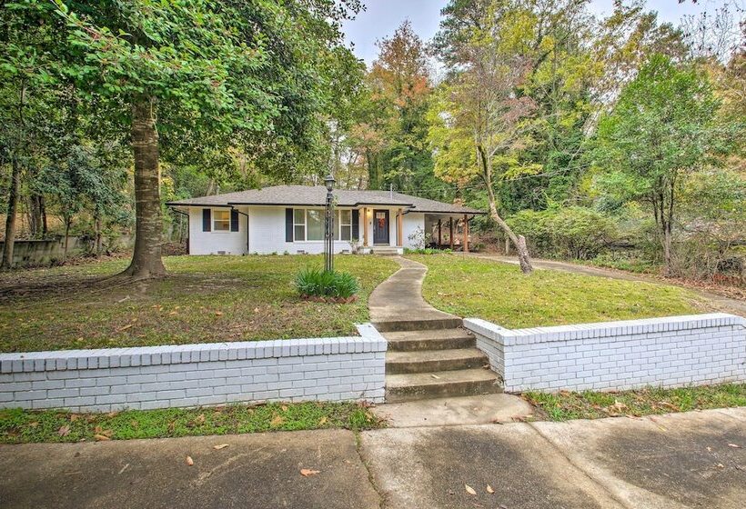 Beautiful Hot Springs Home: Central Location!