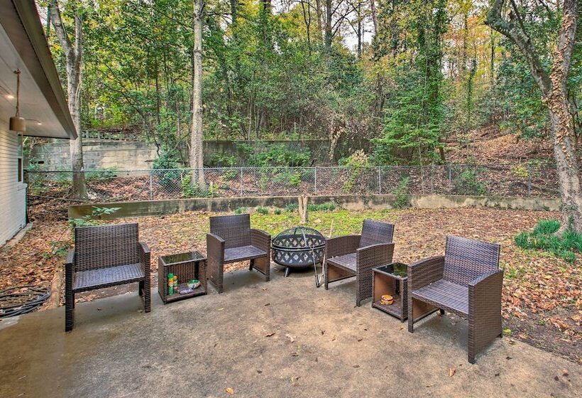 Beautiful Hot Springs Home: Central Location!