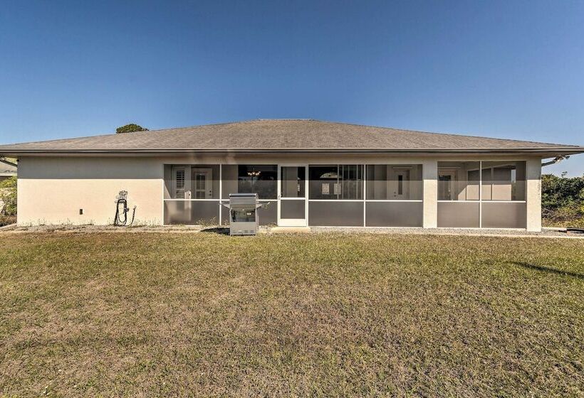 Beautiful Port Charlotte Home, 6 Mi To Beach!