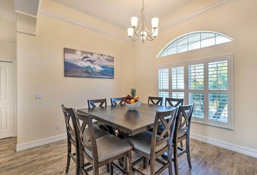 Beautiful Port Charlotte Home, 6 Mi To Beach!