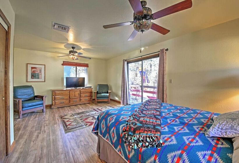 Big Bear Cabin W/ Fenced Yard: 4 Mi To Snow Summit