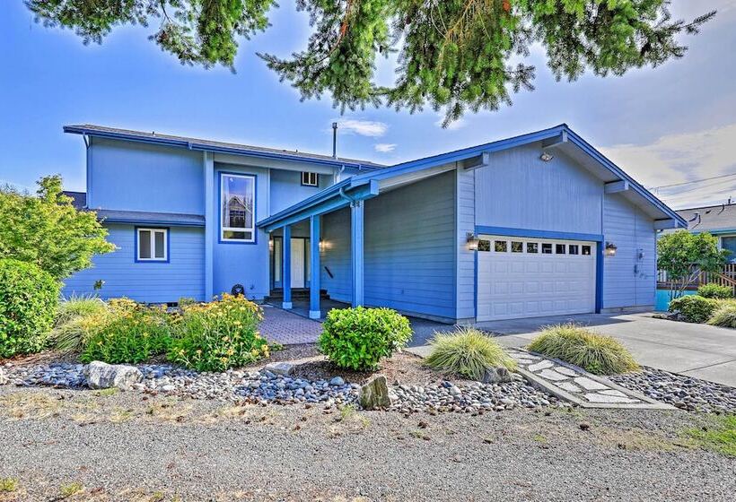 Birch Bay Waterfront Home   Steps To Beach!