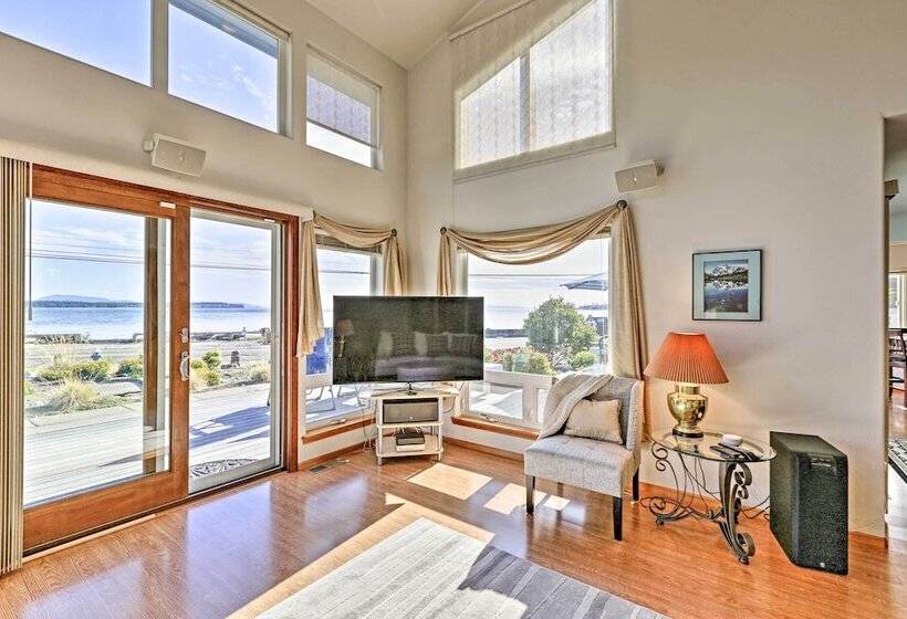 Birch Bay Waterfront Home   Steps To Beach!