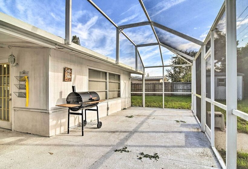 Bradenton Snowbird Sanctuary W/ Covered Patio!