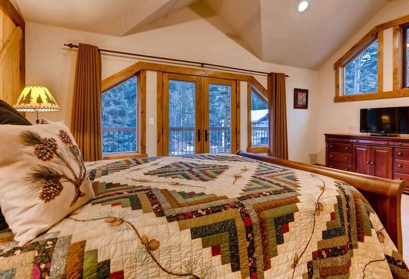 Breckenridge Home W/ Deck + Hot Tub Near Skiing!