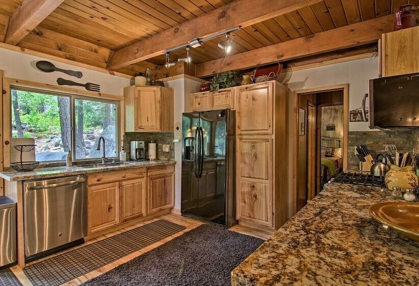 10 Mi To Ski Slopes: South Lake Tahoe Home