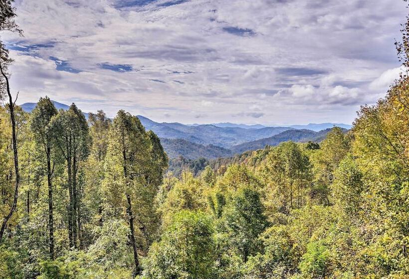 Cabin W/ Bbq + Games   Walk To Blue Ridge Parkway!